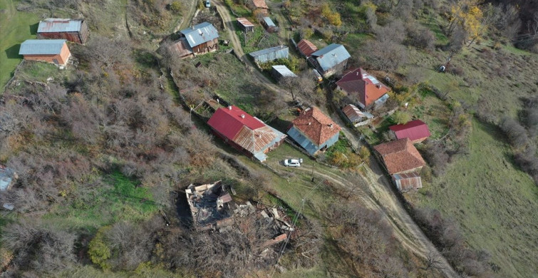 Kastamonu'da Çıkan Yangında 92 Yaşındaki Adam Hayatını Kaybetti