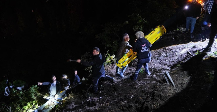 Kastamonu'da Devrilen Tırda Sıkışan Sürücü Kurtarıldı