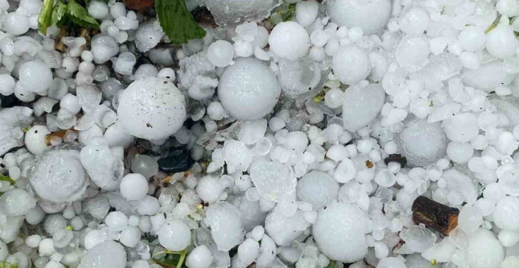 Kastamonu’da dolu yağışı etkili oldu