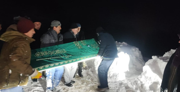 Kastamonu'da Kar Engeli Aşıldı: Cenaze İle Son Veda