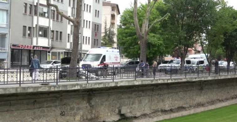 Kastamonu'da Kaza: Otomobil Ağaçla Çarpıştı