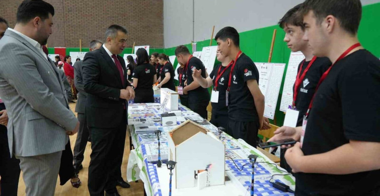 Kastamonu'da öğrencilerin hazırladığı 75 proje festivalde sergilendi