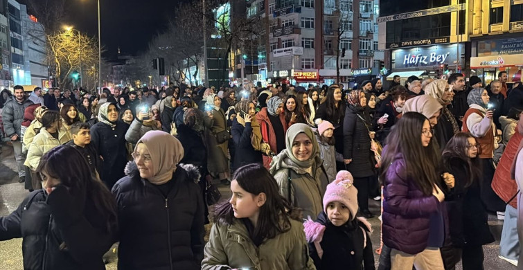 Kastamonu'da Ramazan Coşkusu: Fener Alayı Düzenlendi