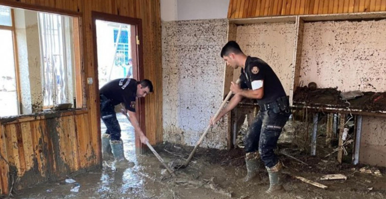 Kastamonu’da Selin Yaralarını Polis Sarıyor