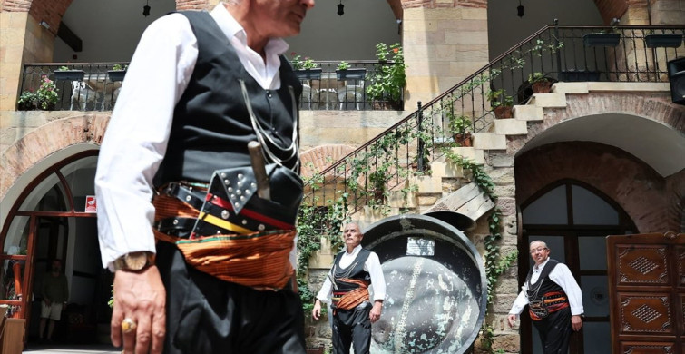 Kastamonu'da Sepetçioğlu Halk Oyunu Emeklilerle Yaşıyor