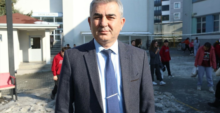 Kastamonu'da Trafik Polisi Öğrenciye Destek Oldu