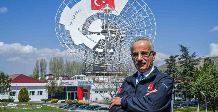 Katar’da Es’hail-3/Türksat-Biruni uydusu için stratejik ortaklık anlaşması imzalandı