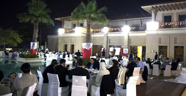 Katar'da Türkiye Mezunları İftar Buluşması