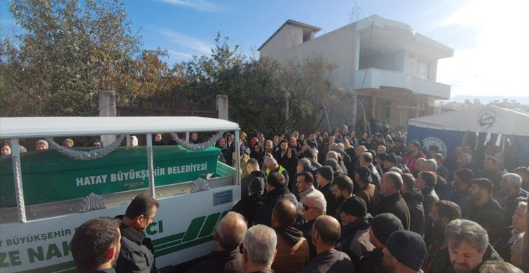 Kayıp Balıkçının Cenazesi Hatay'da Toprağa Verildi