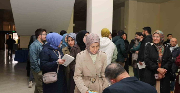 Kayıp Coğrafya’nın İzinde: Kudüs ve Doğu Türkistan Konferansı