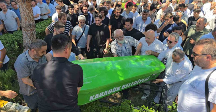 Kayıp öğrenci hamza duras, son yolculuğuna uğurlandı