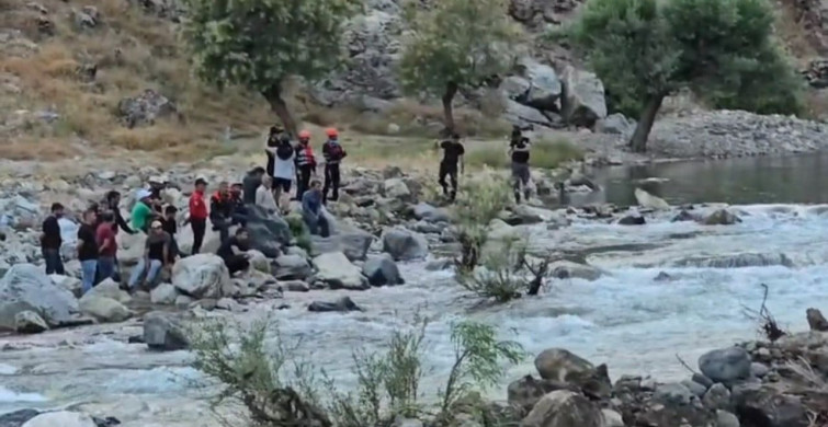 Kayıp şahsı arama çalışmalarında sarım çayı'nın yönü değiştirildi
