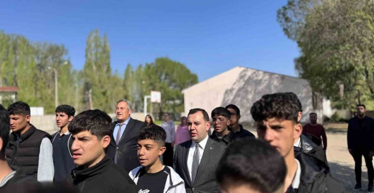 Kaymakam İsmail Güney Öğrencilerle Buluştu