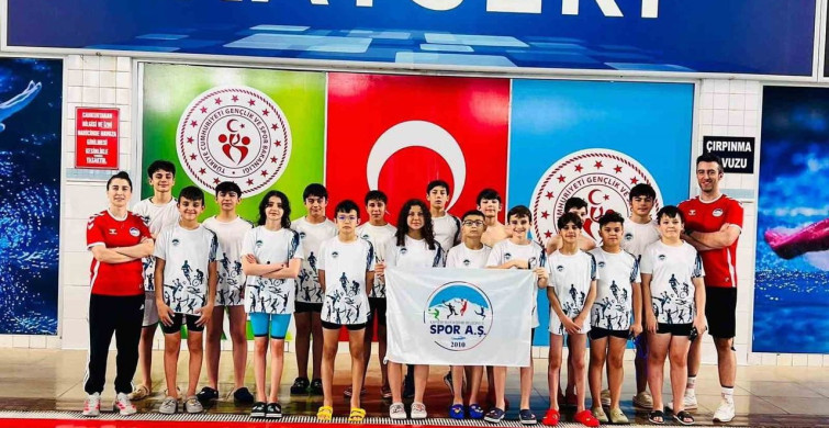 Kayseri Spor A.Ş. 19 Mayıs Yüzme Müsabakalarında 12 Madalya Kazandı