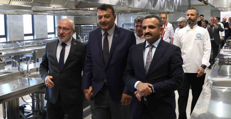 Kayseri Üniversitesi'nde Dr. Makbule Çıkrıkçıoğlu gastronomi ve mutfak sanatları uygulama merkezi açıldı