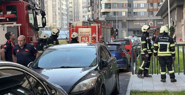 Kayseri'de 20 Katlı Binada Yangın Alarmı Paniği