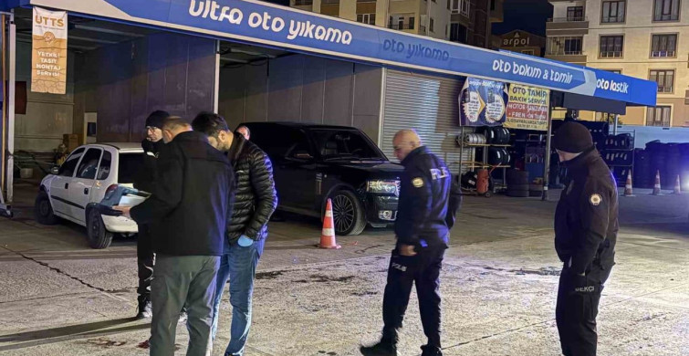 Kayseri'de Akaryakıt İstasyonunda Bıçaklı Kavga: 1 Ölü, 2 Yaralı