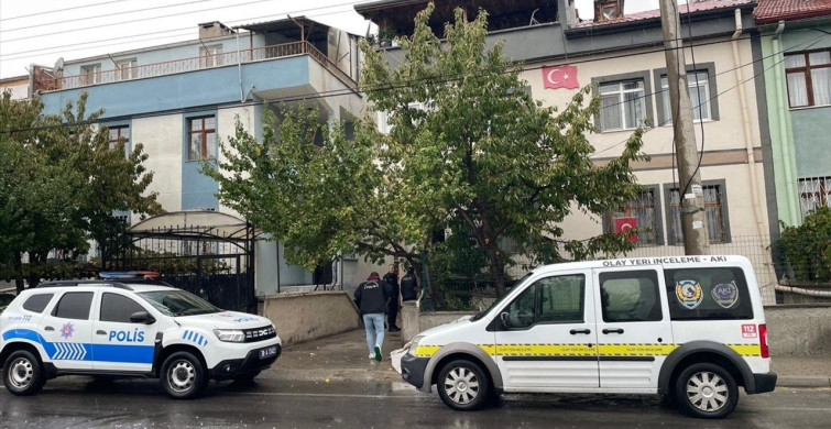 Kayseri'de Çatıdan Düşen Kişi Yaralandı