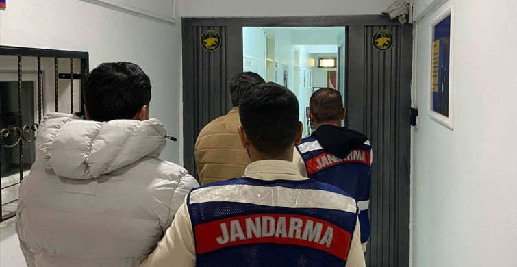 Kayseri'de DEAŞ Operasyonunda İki Yabancı Şüpheli Yakalandı Kayseri'de DEAŞ Operasyonunda İki Yabancı Şüpheli Yakalandı