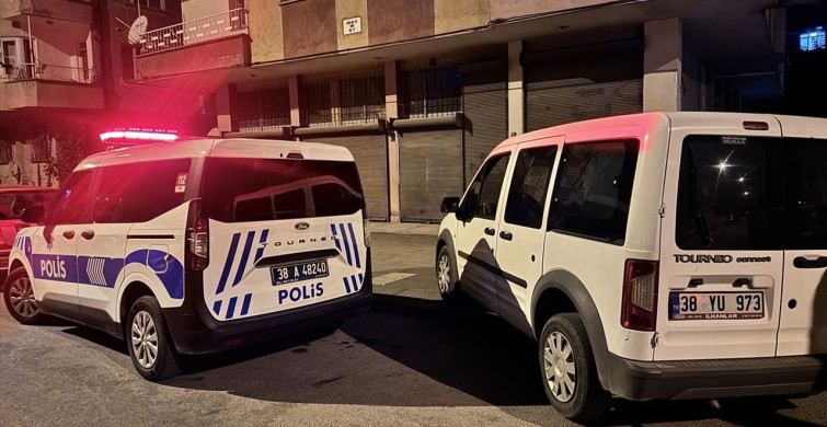 Kayseri'de Eski Eşinin Bıçaklı Saldısına Uğrayan Kadın Hastaneye Kaldırıldı