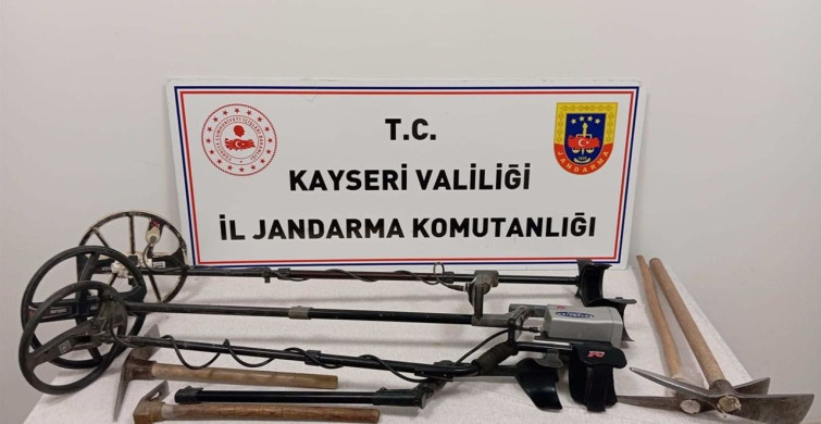 Kayseri'de İzinsiz Kazı Yapan 4 Kişi Yakalandı
