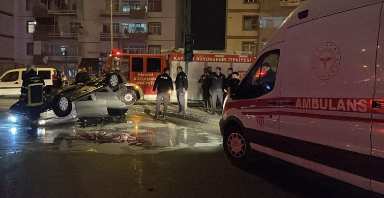 Kayseri'de Kovalamaca Sonrası Devrilen Araçta İki Yaralı
