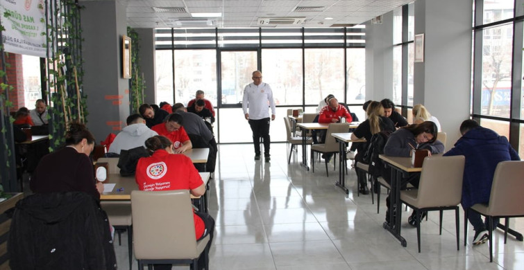 Kayseri'de Mas Güreşi Antrenör Yetiştirme Kursu Tamamlandı