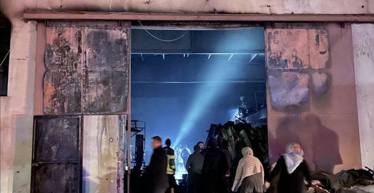 Kayseri'de Mobilya Fabrikasında Yangın Kontrol Altına Alındı