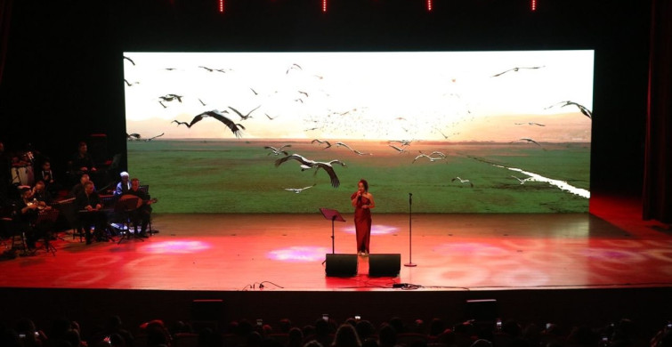 Kayseri'de Öğretmenlerden Unutulmaz Şarkılar Gecesi