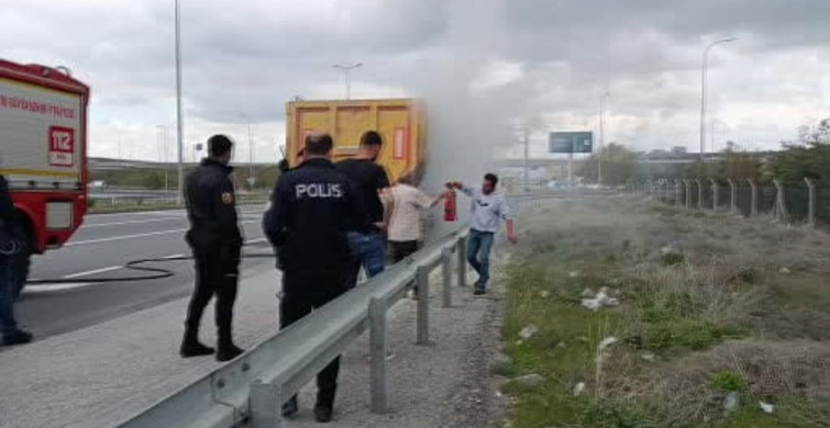 Kayseri'de Tırın Lastiklerinde Yangın Kontrol Altına Alındı