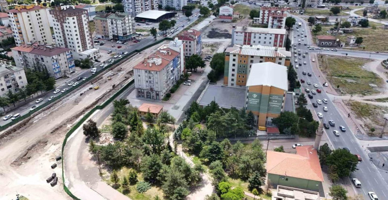 Kayseri'de YKS sınavı nedeniyle trafik yoğunluğu