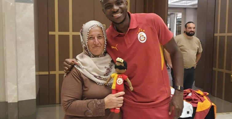 Kayserili Neslihan Demir, Osimhen ile Buluştu