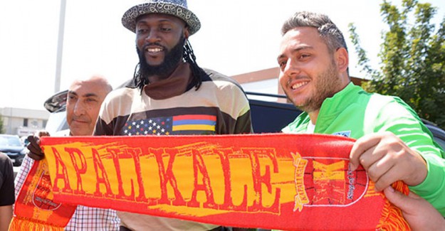 Kayserispor Başkanı Adebayor Transferini Açıkladı!