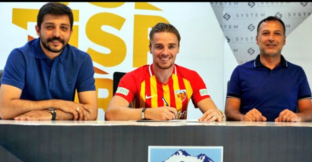 Kayserispor Hollandalı Orta Saha Oyuncusu Ben Rienstra'yı Transfer Etti