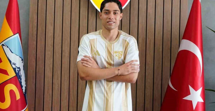 Kayserispor, Talha Sarıarslan ile 3 yıllık sözleşme imzaladı