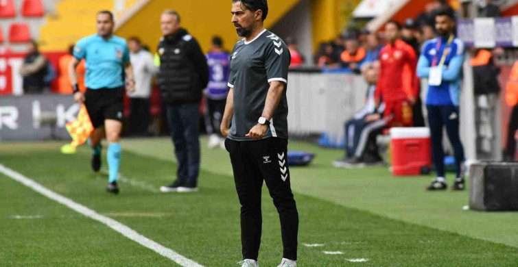 Kayserispor ve Konyaspor Golsüz Berabere Kaldı
