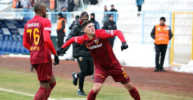 Kayserispor'da Sürpriz Kadro Dışı!