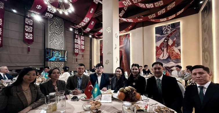 Kazakistan'da Türkiye Mezunları İftar Programında Buluştu