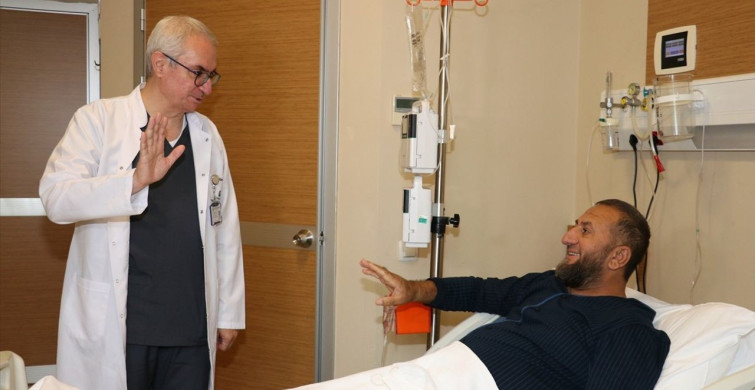 Kazakistanlı Hasta Türkiye'de Böbrek Nakliyle Hayata Döndü