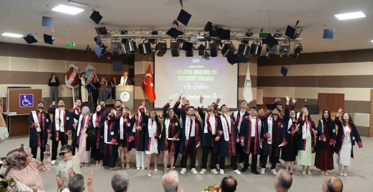 Kbü’de mezuniyet coşkusu sürüyor: orman mühendisleri, sosyal bilimciler ve diş hekimleri diplomalarını aldı