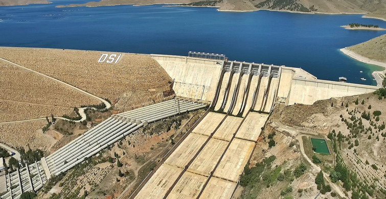 Keban Barajı Yerli Mühendislere Emanet