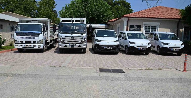 Kemer Belediyesi araç filosunu güçlendirmeye devam ediyor