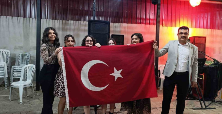 Kemerdamları Mahallesi'nde Anneler Günü Leopar Gecesi
