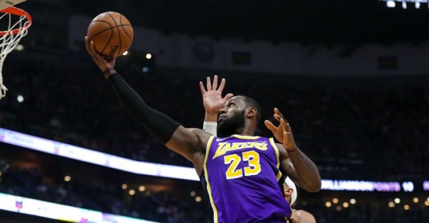 Kerr, Curry Ve Klay'in Durumunu, LeBron'la Kıyasladı
