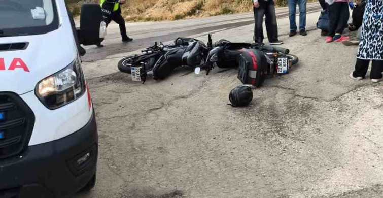 Keşan'da Motosiklet Kazası: İki Sürücü Yaralandı