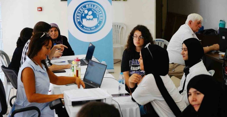 Kestel Belediyesi'nden geleceğe yön verecek ücretsiz tercih desteği başladı