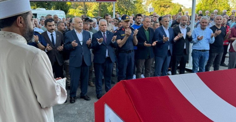 Kıbrıs Gazisi Mehmet Şahintaş Son Yolculuğuna Uğurlandı