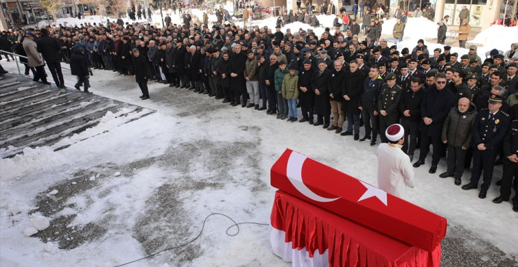 Kıbrıs Gazisi Mustafa Zorer Son Yolculuğuna Uğurlandı