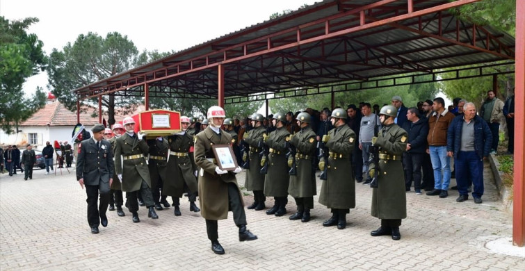 Kıbrıs Gazisi Süleyman Çopur Son Yolculuğuna Uğurlandı