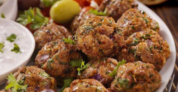 Kıbrıs Köftesi Nasıl Yapılır?